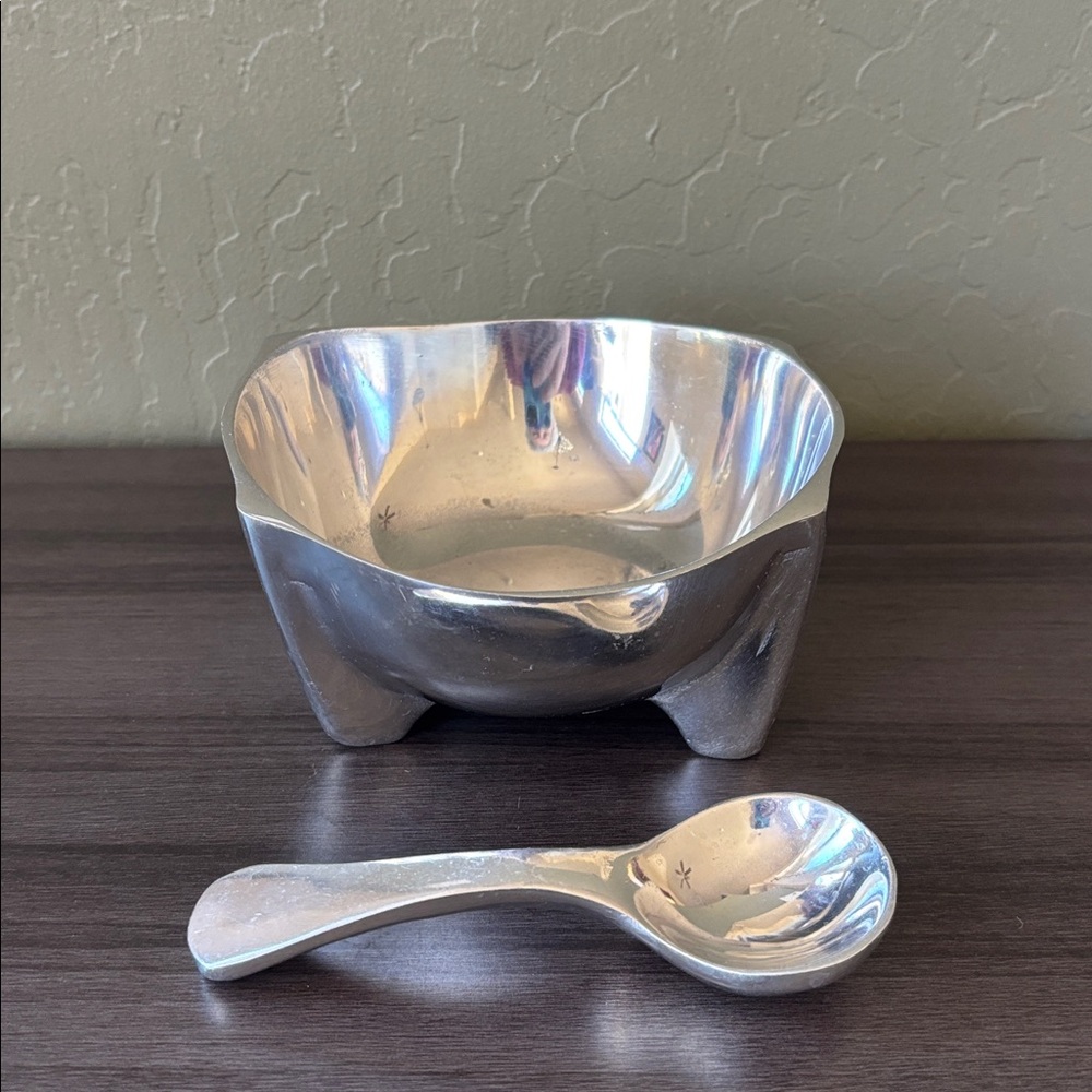 Contemporary Artisan Footed Pewter  Decorative Serving Bowl with‎ Spoon